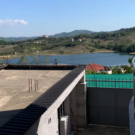 Villa Arli Vorë